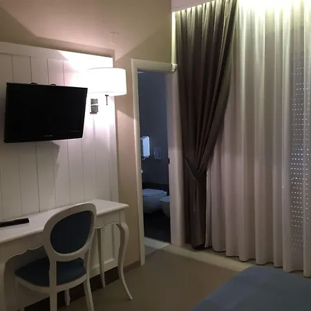 מלון Grand Montesilvano Marina