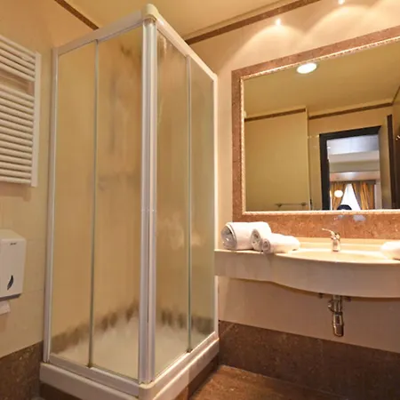 Grand 3* Montesilvano Marina