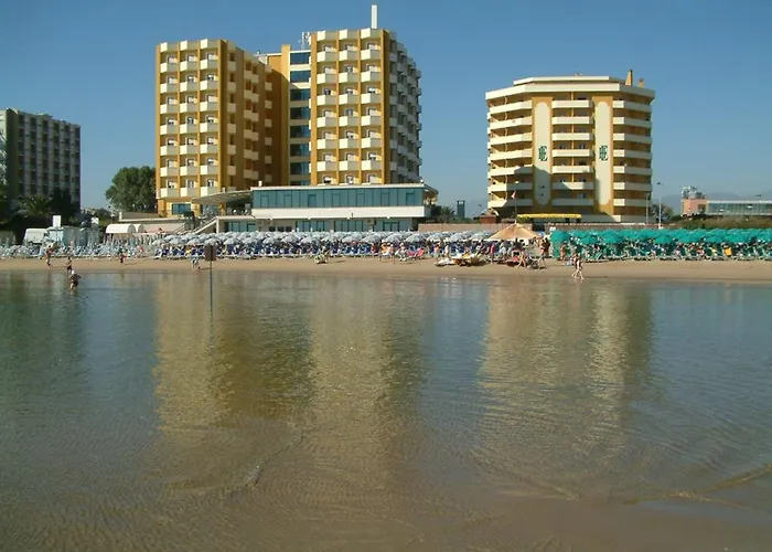 Grand 3* Монтесильвано