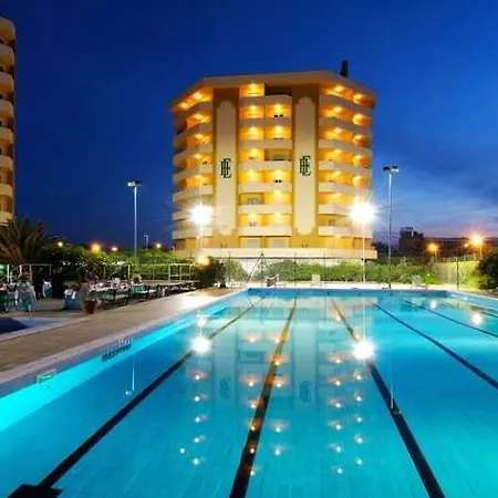 Grand Hotel 4*