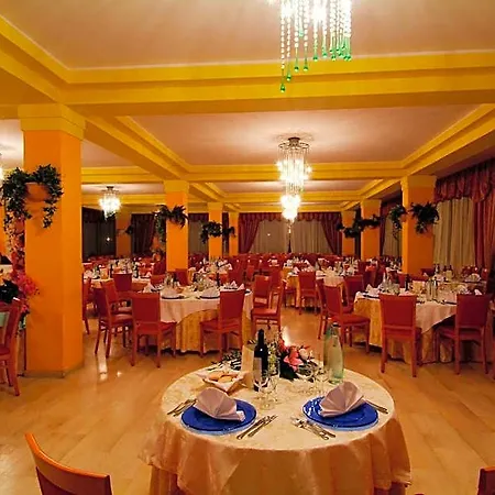 Grand Hotel