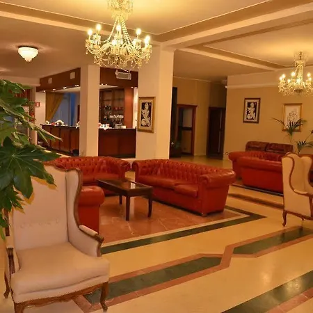 Hotel Grand 4*
