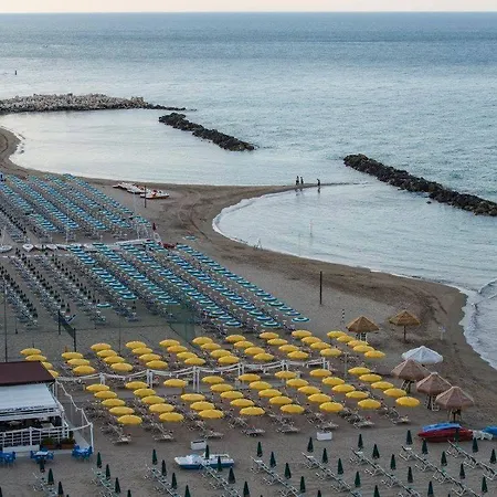 Grand 3* Montesilvano Marina