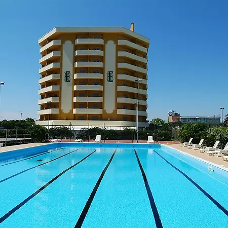 Grand Hotel 3*