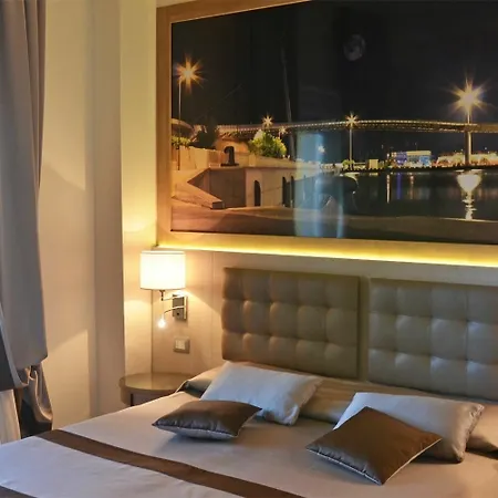 Hotel Grand