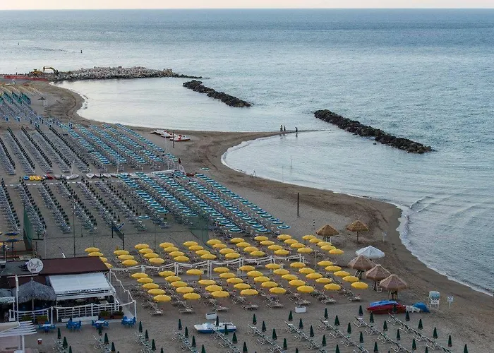 Grand 3* Montesilvano Marina